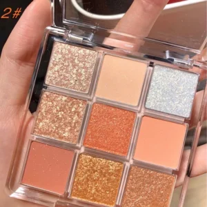lC EECK อายแชโดว์พาเลท เก้าสี เนื้อแมท ประกายชิมเมอร์ สีสวย ติดทน กันน้ํา แบบพกพา เนื้อแมท ประกายชิมเมอร์สวยมากๆ เนื้อดี สีชัด พิกเมนท์แน่นละมุน เนื้อเนียนละเอียด เบลนด์สีตาสวย ติดทน กันน้ำ กันเหงื่อ จะเลือกแต่งลุ๊คไหนเลือกได้ตามชอบเลย สินค้ามีจำหน่าย 2 เฉดสี พร้อมส่ง 01# 02#